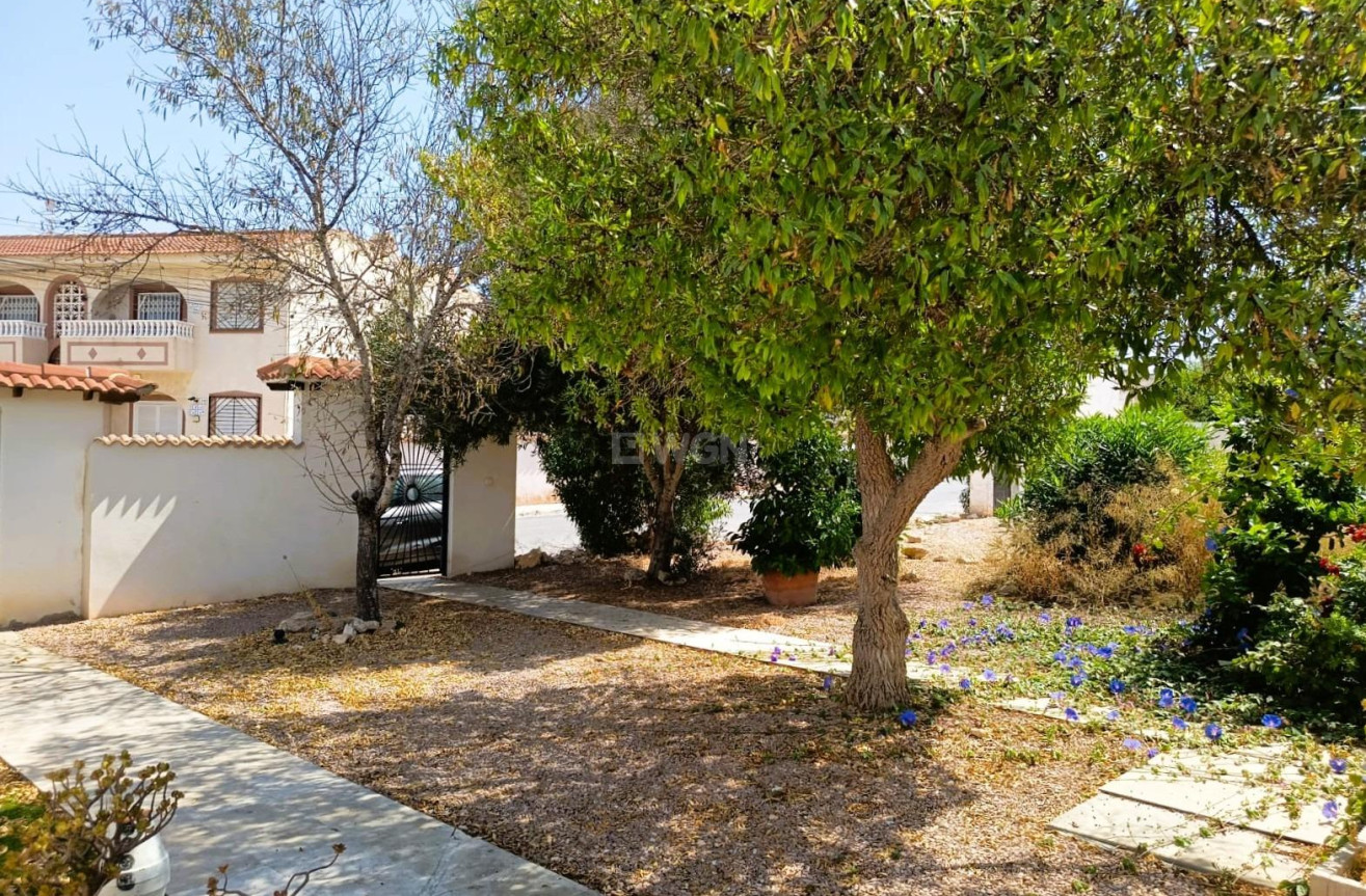 Odsprzedaż - Bungalow - Torrevieja - Costa Blanca