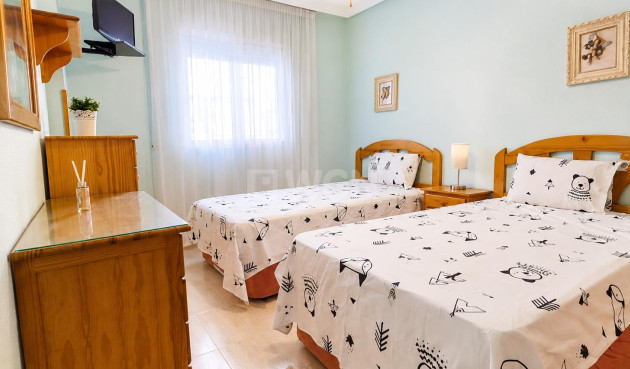 Odsprzedaż - Mieszkanie w bloku - Torrevieja - Habaneras
