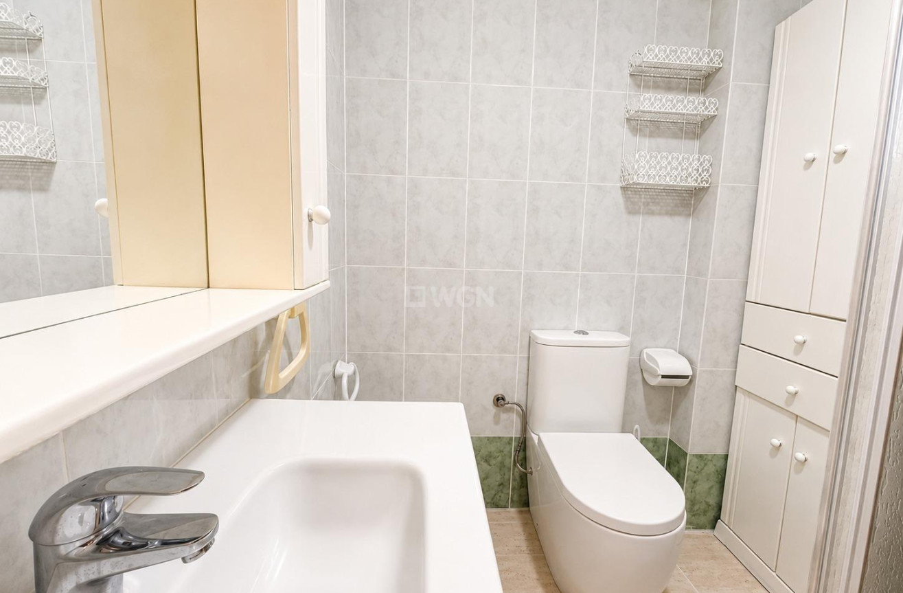 Odsprzedaż - Mieszkanie w bloku - Torrevieja - Habaneras