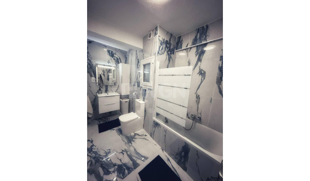 Resale - Penthouse - Torrevieja - Centro