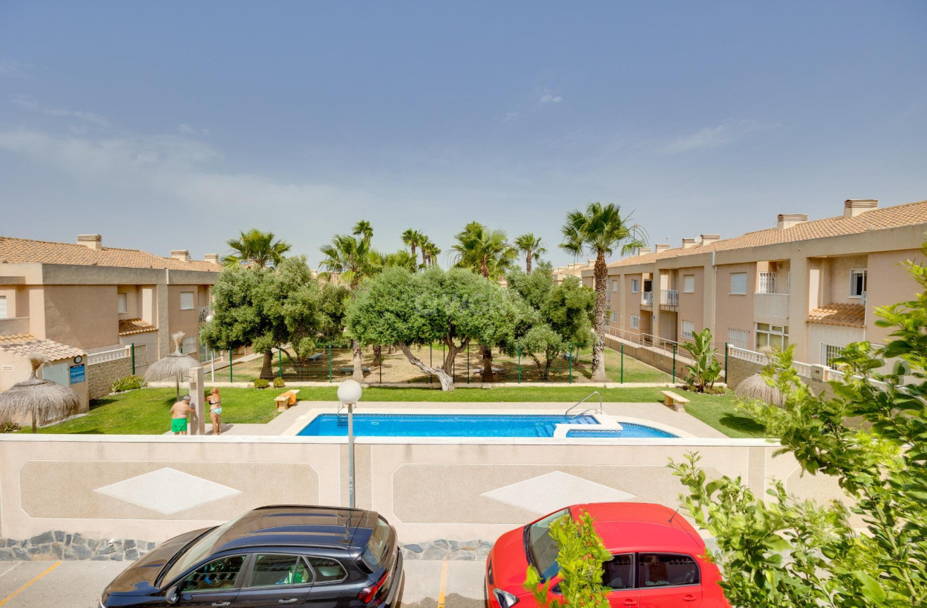 Odsprzedaż - Kamienica - Torrevieja - aguas nuevas