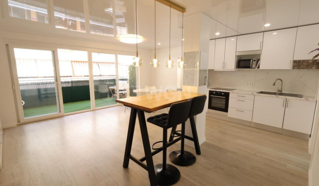 Resale - Apartment / flat - Torrevieja - Costa Blanca