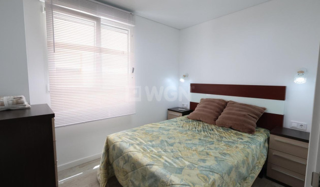 Resale - Apartment / flat - Torrevieja - Costa Blanca
