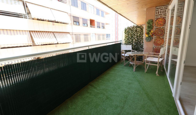 Resale - Apartment / flat - Torrevieja - Costa Blanca