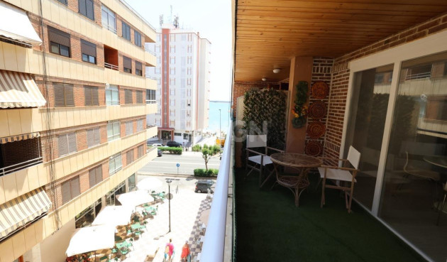 Resale - Apartment / flat - Torrevieja - Costa Blanca