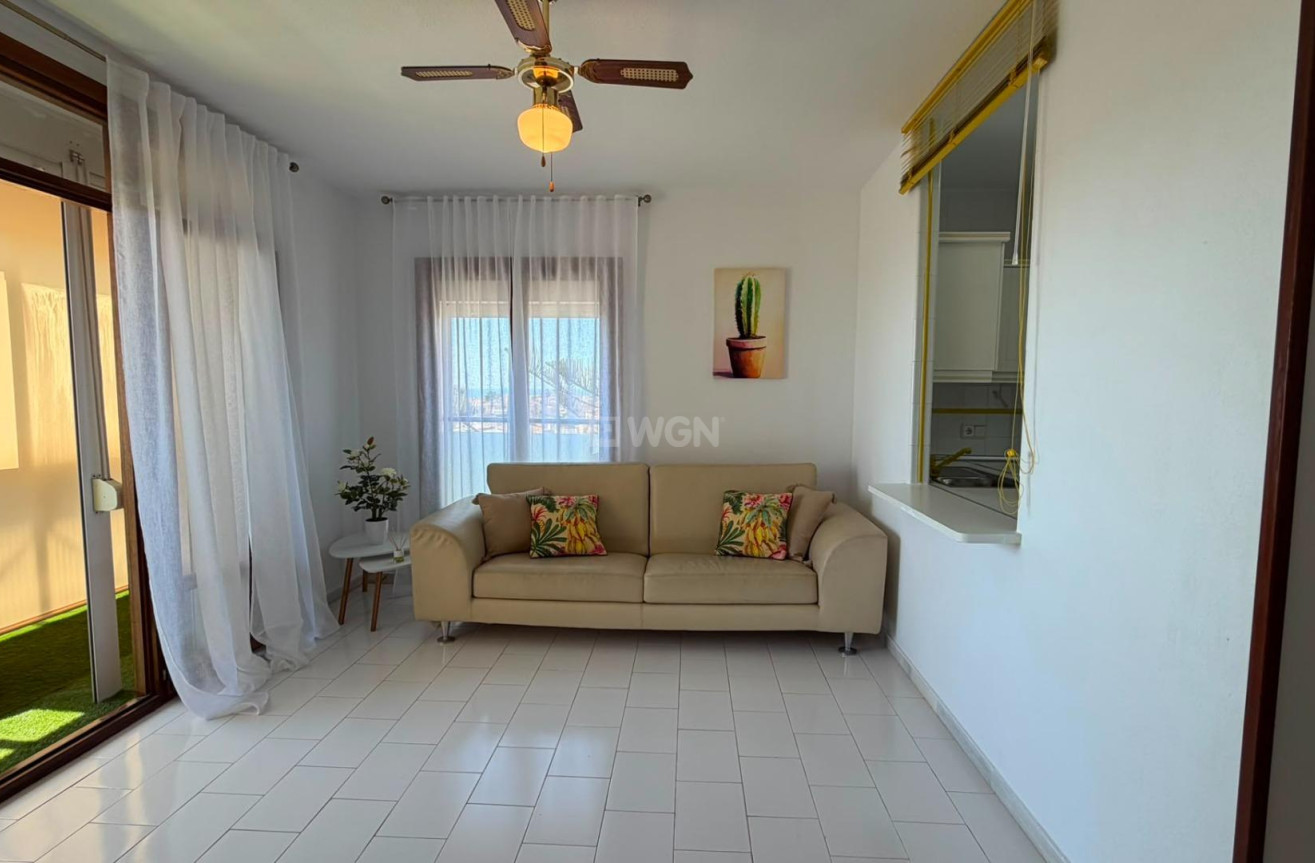 Odsprzedaż - Mieszkanie w bloku - Torrevieja - Torreblanca