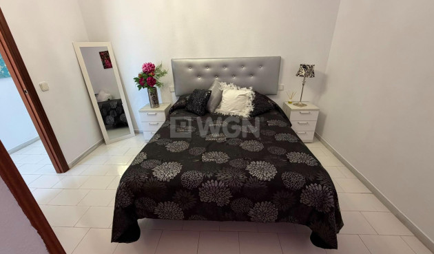 Odsprzedaż - Mieszkanie w bloku - Torrevieja - Torreblanca