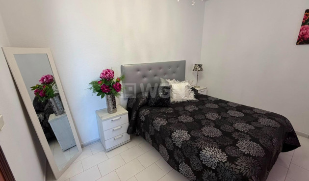 Odsprzedaż - Mieszkanie w bloku - Torrevieja - Torreblanca