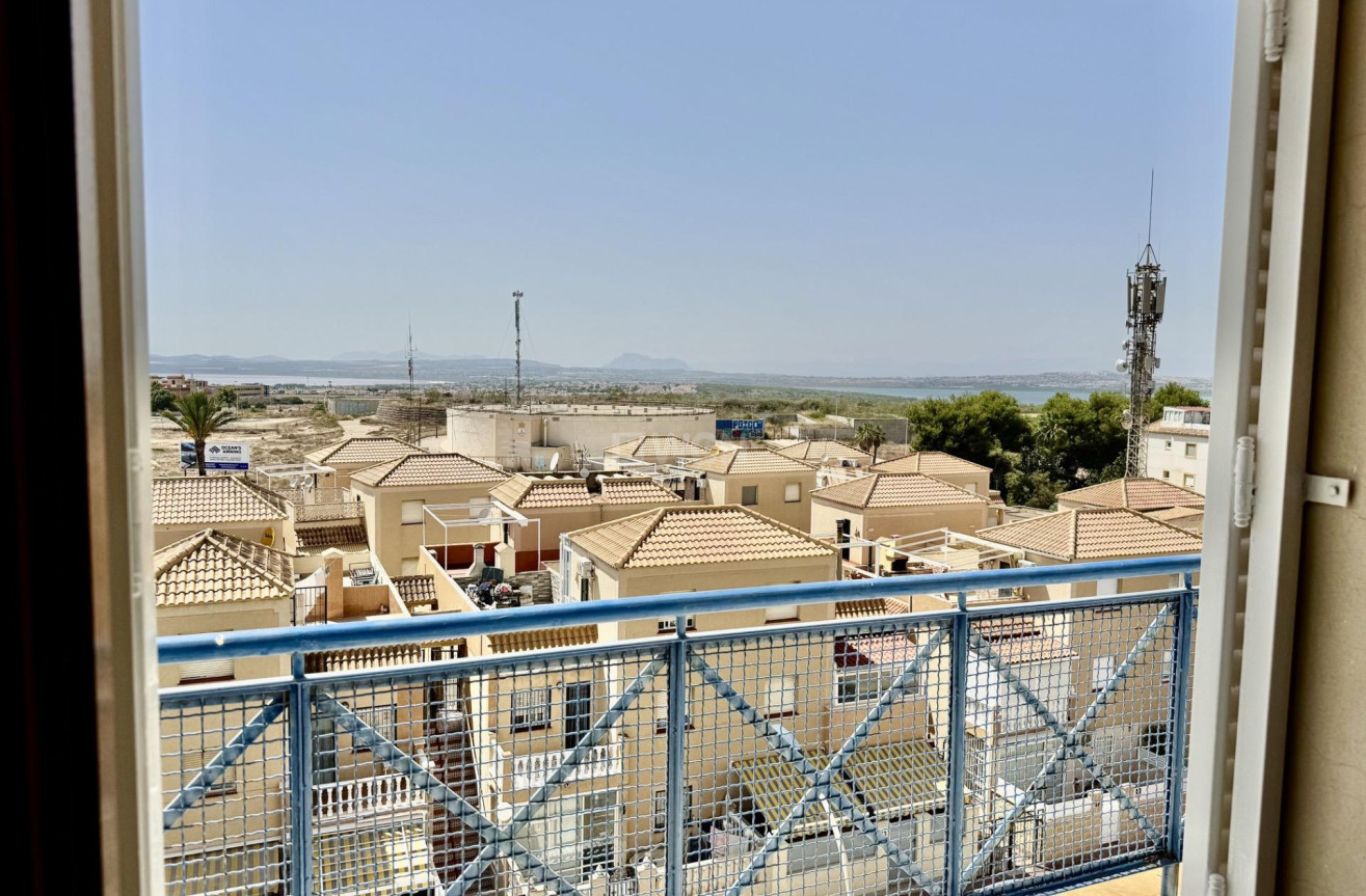 Odsprzedaż - Mieszkanie w bloku - Torrevieja - Torreblanca
