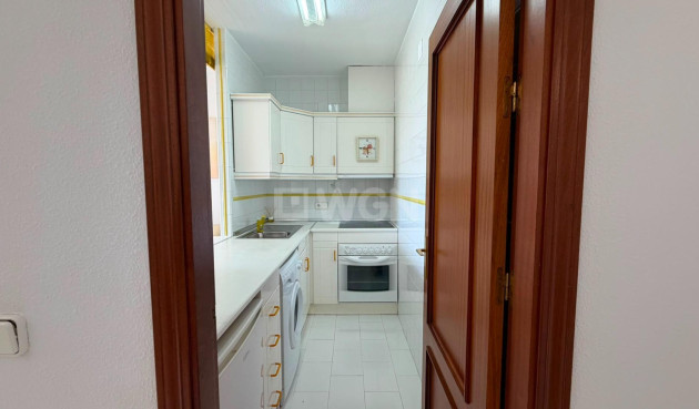 Odsprzedaż - Mieszkanie w bloku - Torrevieja - Torreblanca
