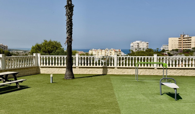 Odsprzedaż - Mieszkanie w bloku - Torrevieja - Torreblanca