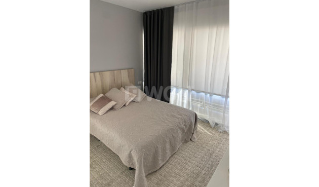 Odsprzedaż - Mieszkanie w bloku - Villamartin - Costa Blanca
