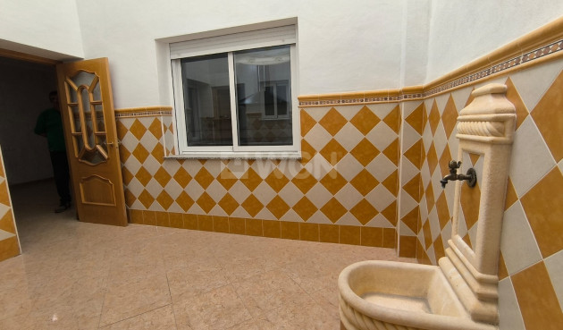 Wiederverkauf - Stadthaus - Algueña - Inland