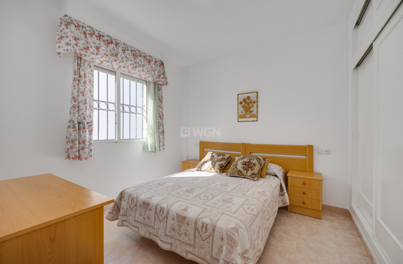 Odsprzedaż - Bungalow - Torrevieja - Costa Blanca