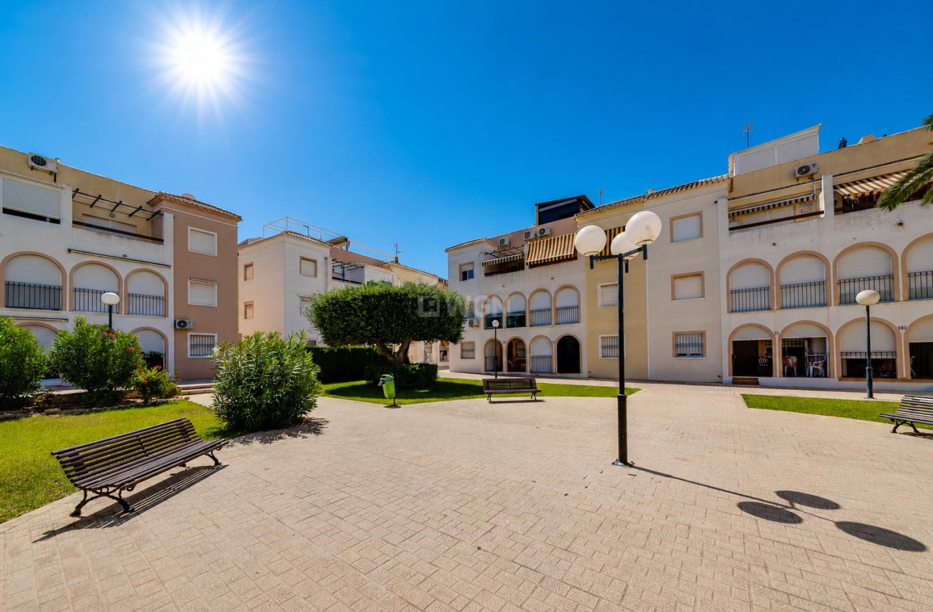 Odsprzedaż - Bungalow - Torrevieja - Costa Blanca