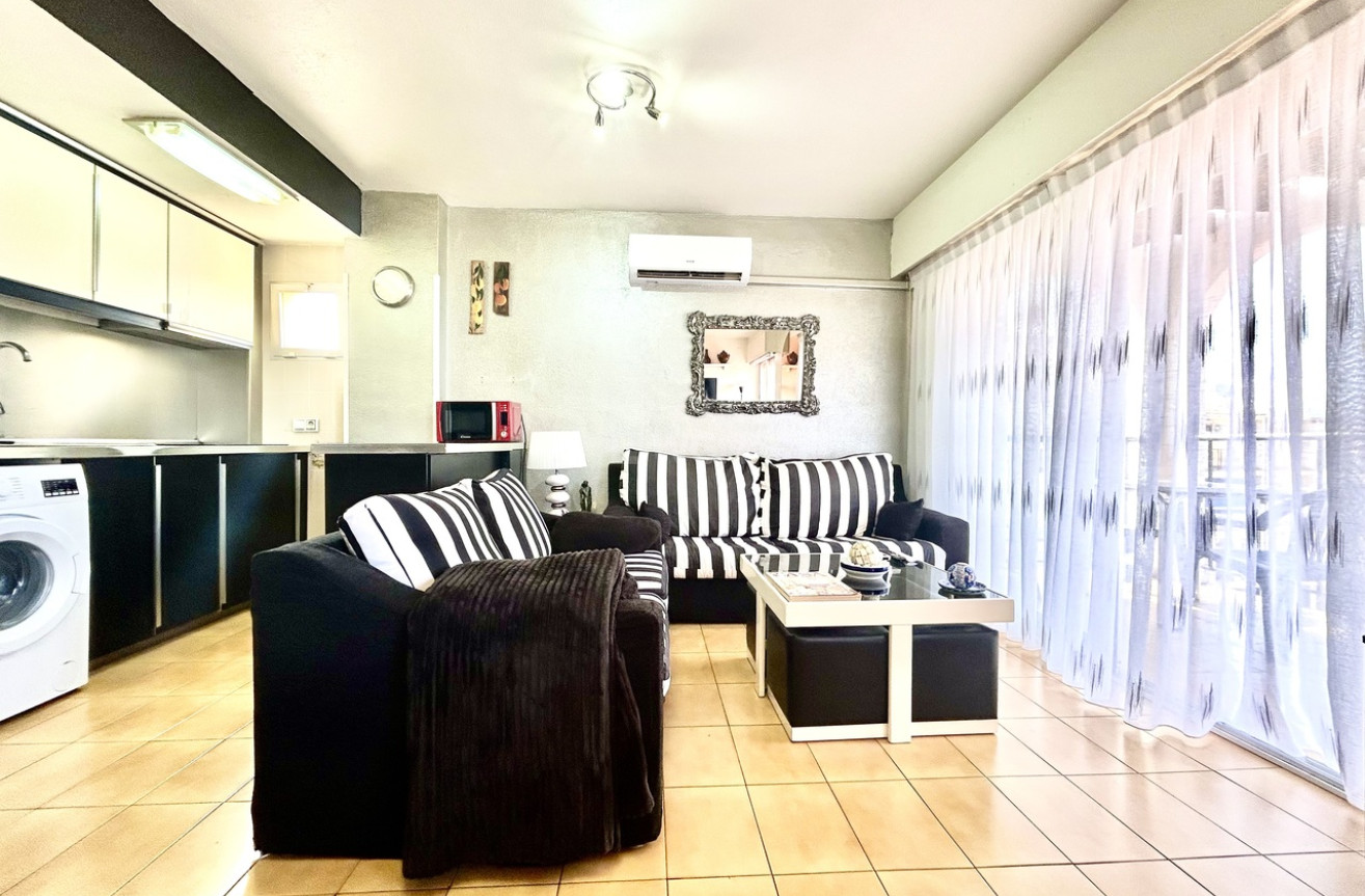 Odsprzedaż - Mieszkanie w bloku - Torrevieja - Costa Blanca