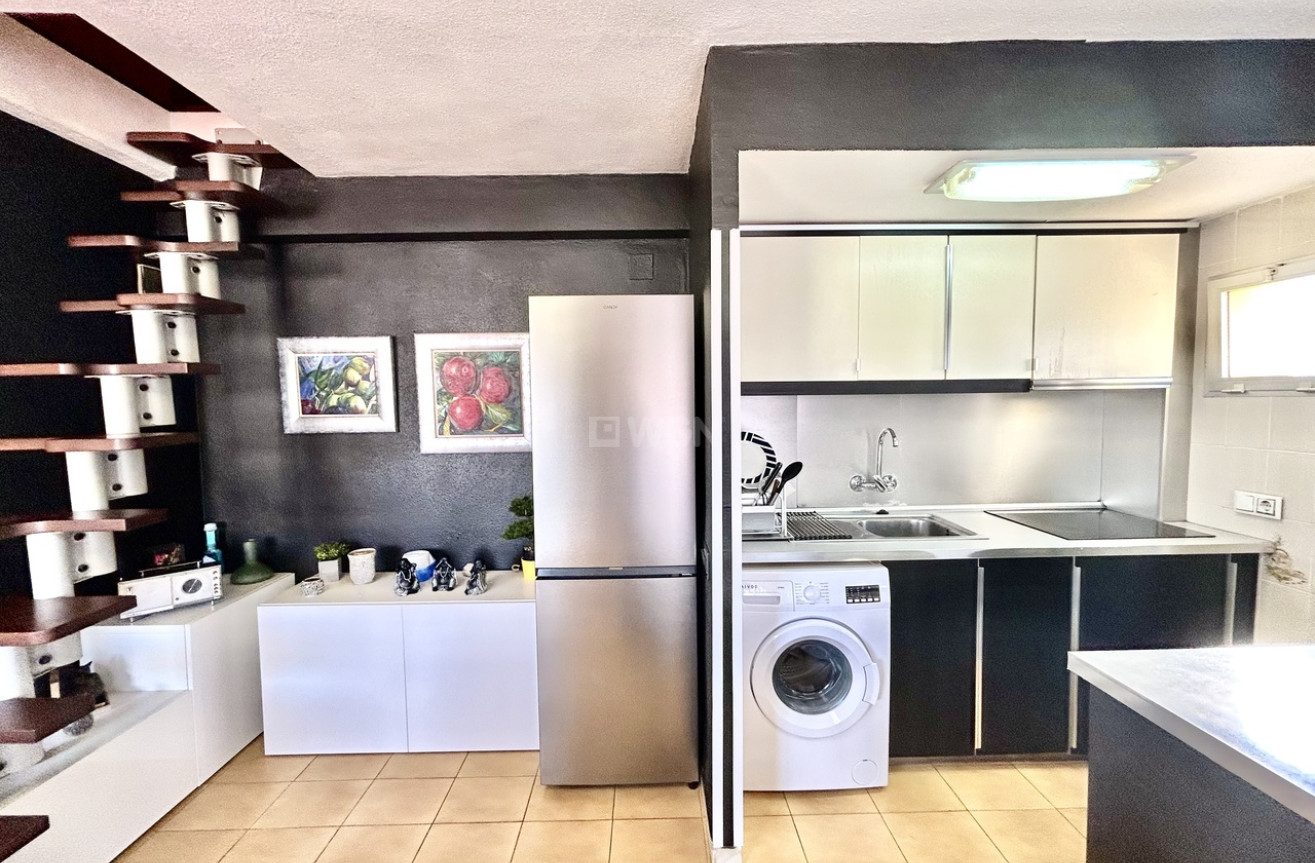 Odsprzedaż - Mieszkanie w bloku - Torrevieja - Costa Blanca