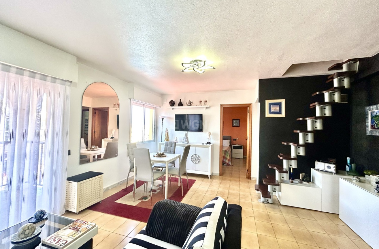 Odsprzedaż - Mieszkanie w bloku - Torrevieja - Costa Blanca