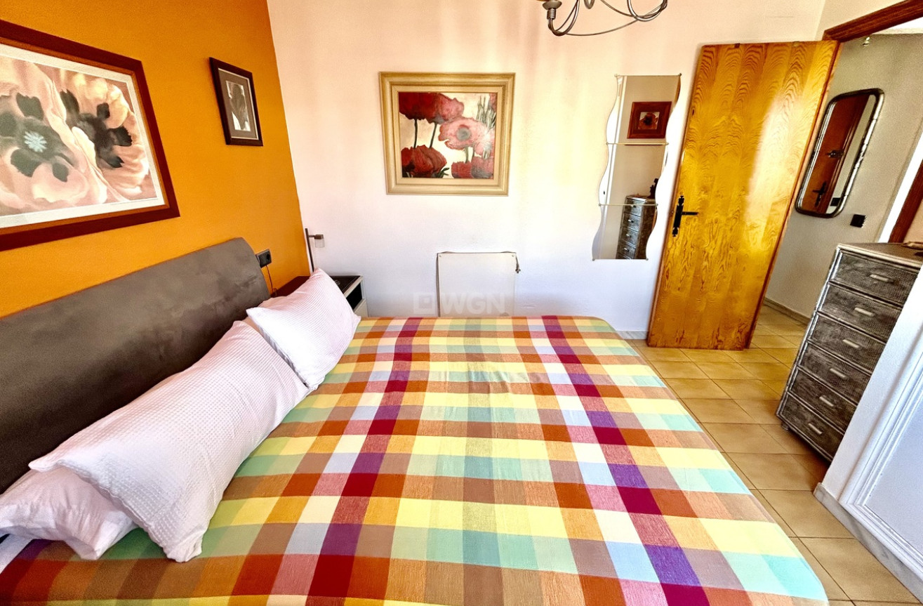 Odsprzedaż - Mieszkanie w bloku - Torrevieja - Costa Blanca
