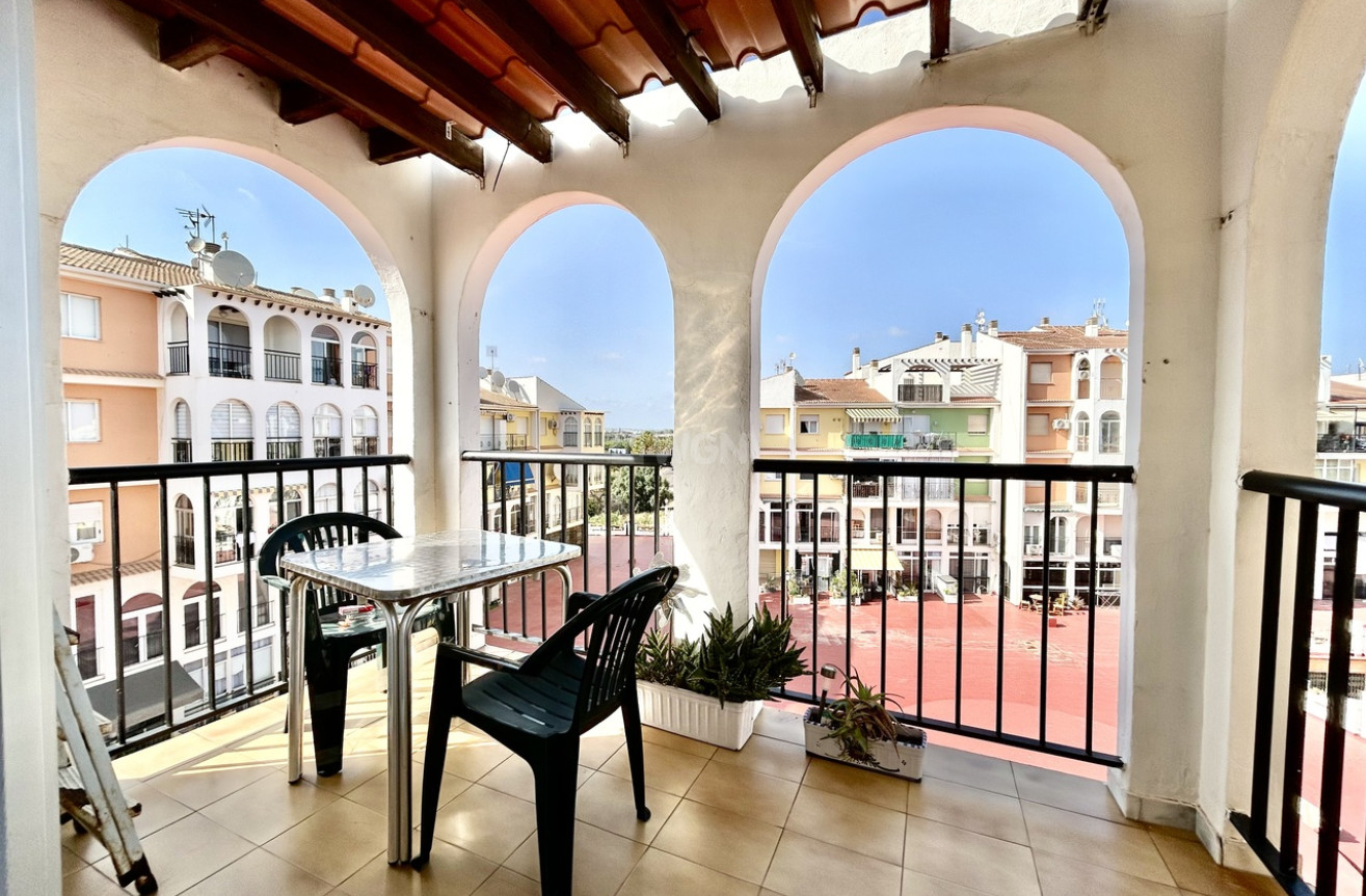 Odsprzedaż - Mieszkanie w bloku - Torrevieja - Costa Blanca
