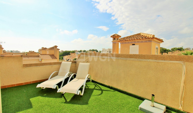 Odsprzedaż - Kamienica - Villamartin - Costa Blanca