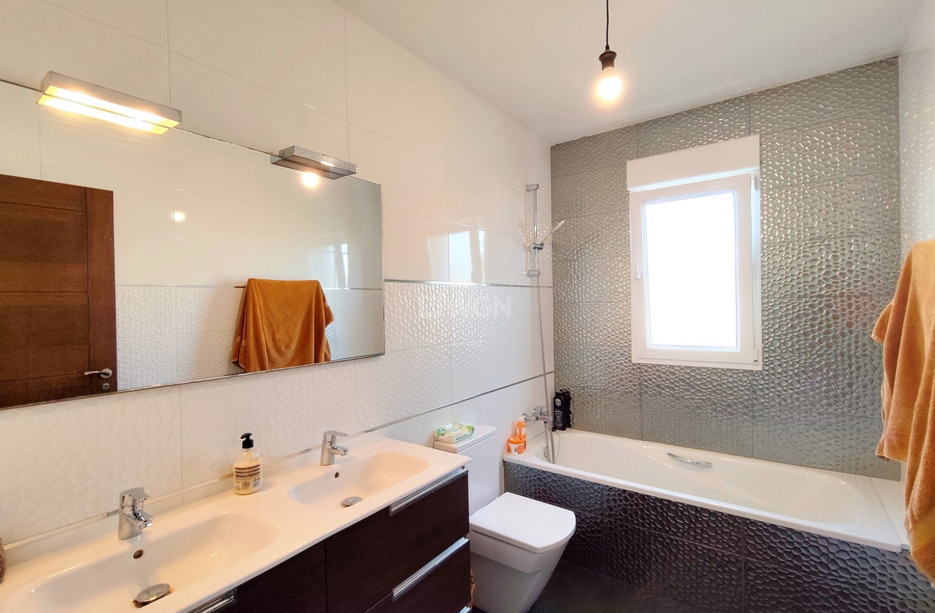 Odsprzedaż - Villa - Ciudad Quesada - Costa Blanca