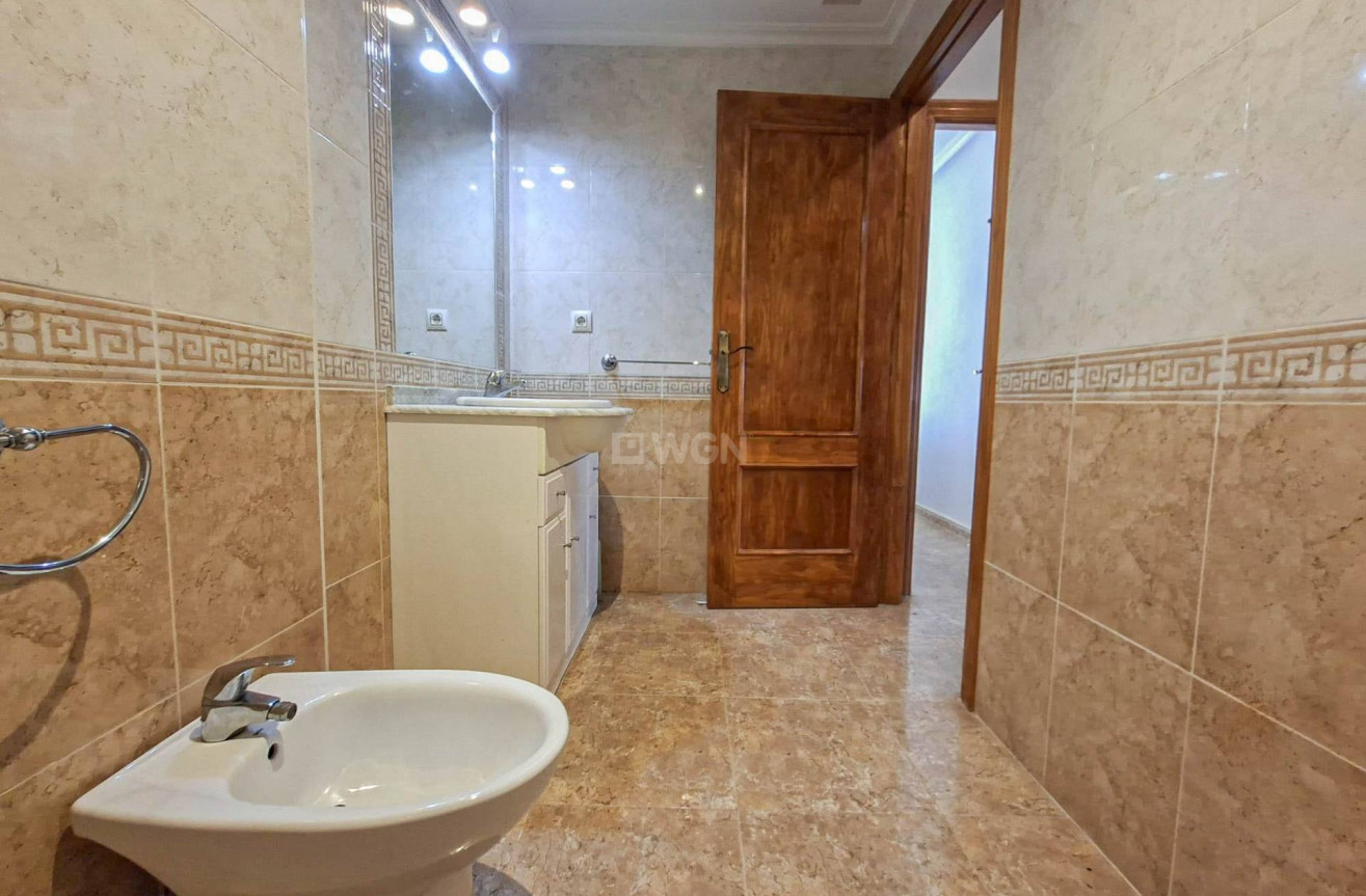 Odsprzedaż - Mieszkanie w bloku - Orihuela Costa - Costa Blanca