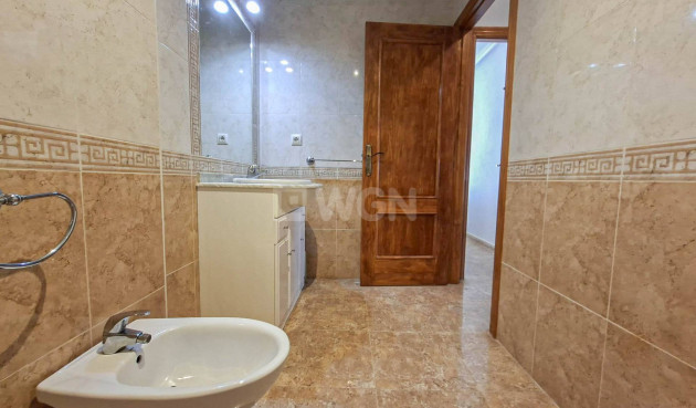 Odsprzedaż - Mieszkanie w bloku - Orihuela Costa - Costa Blanca