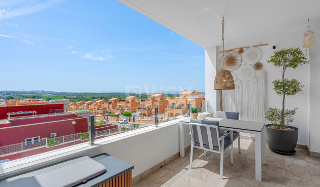 Odsprzedaż - Mieszkanie w bloku - Torrevieja - Costa Blanca