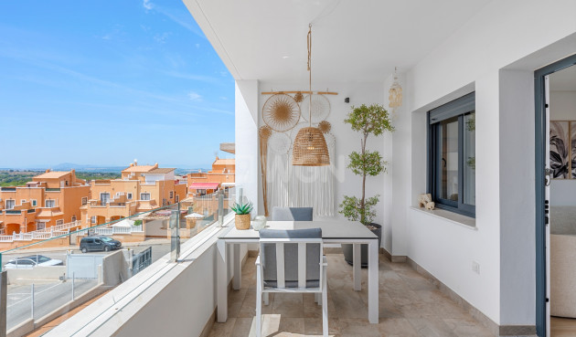 Odsprzedaż - Mieszkanie w bloku - Torrevieja - Costa Blanca