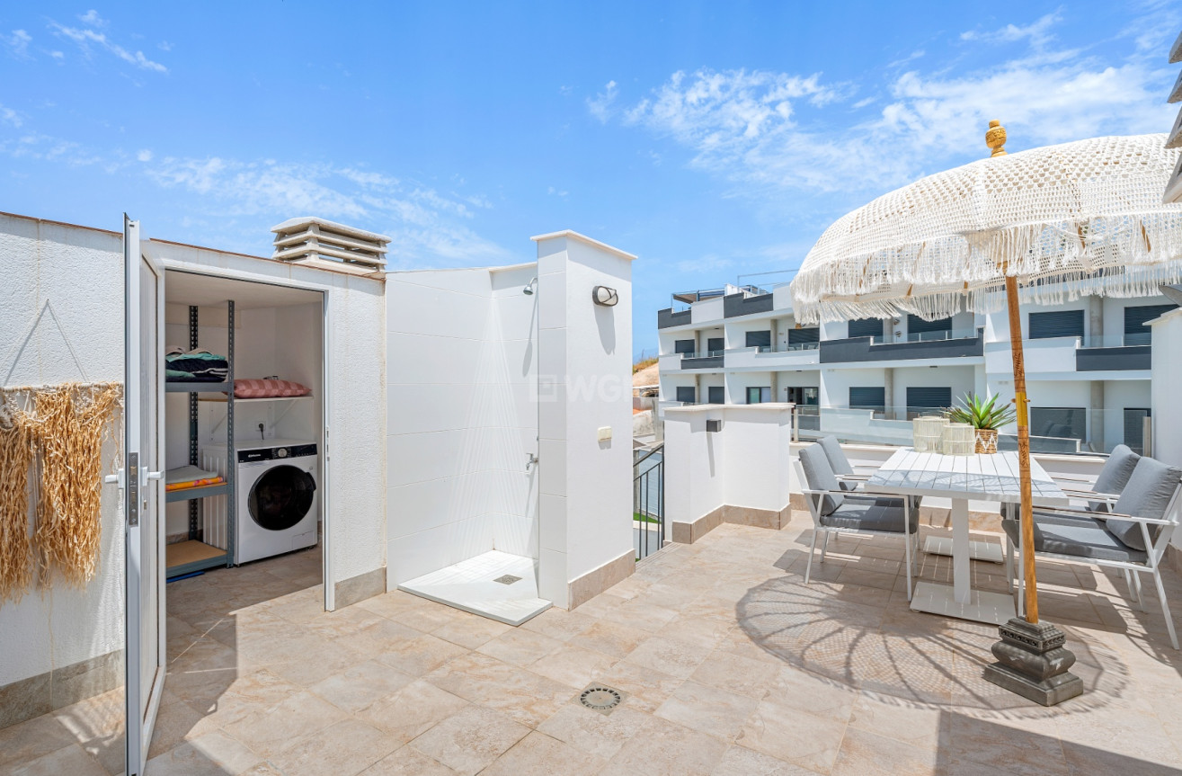 Odsprzedaż - Mieszkanie w bloku - Torrevieja - Costa Blanca