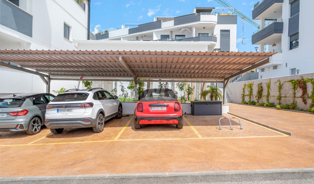 Odsprzedaż - Mieszkanie w bloku - Torrevieja - Costa Blanca