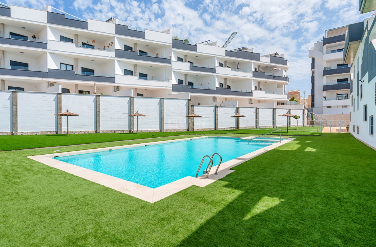 Odsprzedaż - Mieszkanie w bloku - Torrevieja - Costa Blanca
