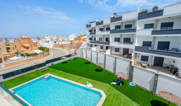 Odsprzedaż - Mieszkanie w bloku - Torrevieja - Costa Blanca