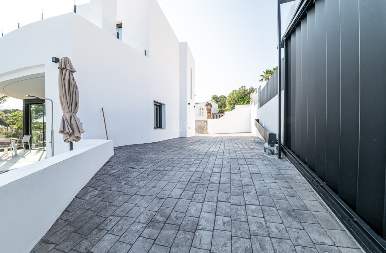 Odsprzedaż - Villa - Benissa - Costa Blanca