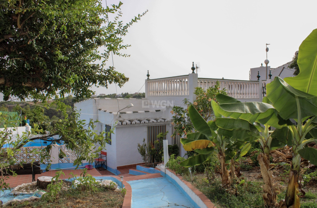Odsprzedaż - Villa - Nerja - Costa del Sol