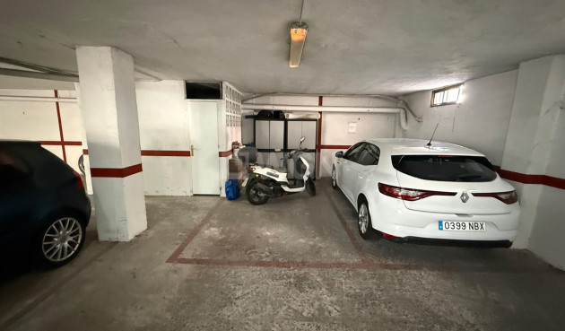 Odsprzedaż - Mieszkanie w bloku - Torrevieja - Estacion De Autobuses