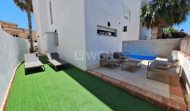 Odsprzedaż - Villa - Torrevieja - Los Frutales