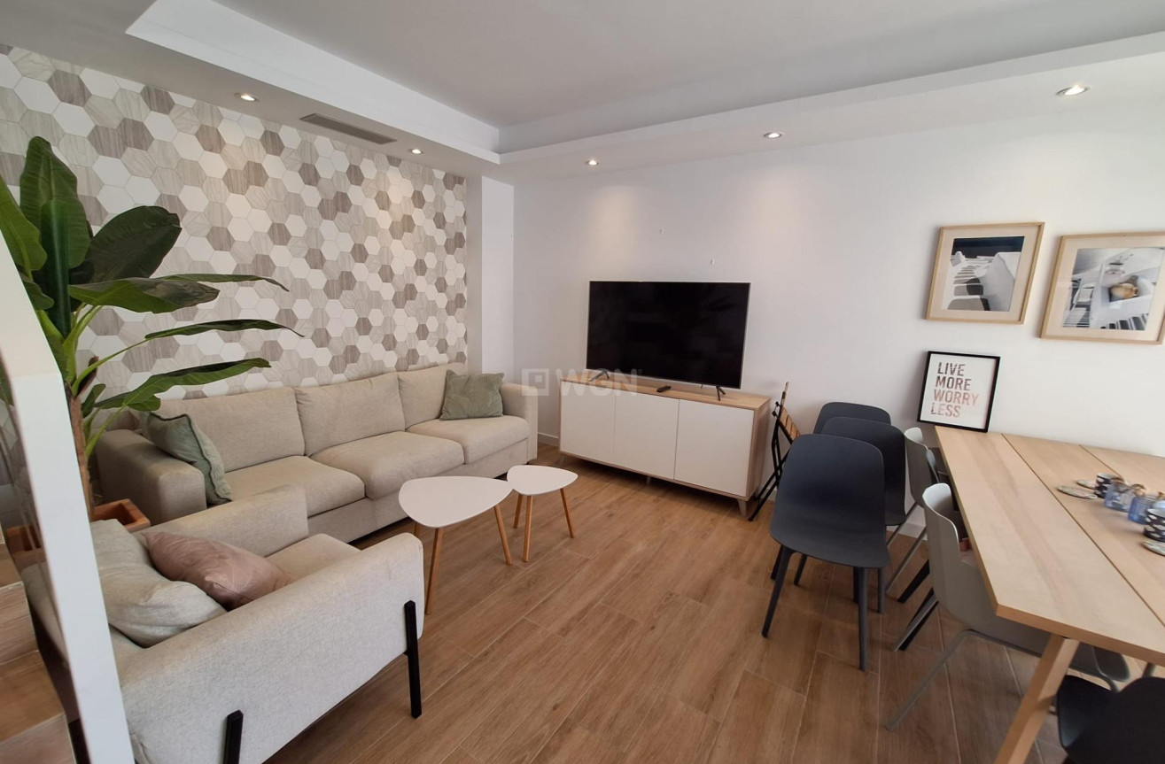 Odsprzedaż - Villa - Torrevieja - Los Frutales
