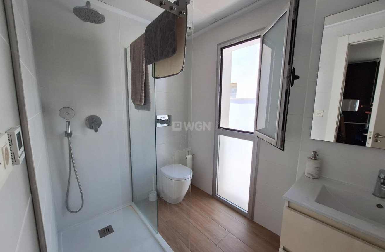 Odsprzedaż - Villa - Torrevieja - Los Frutales