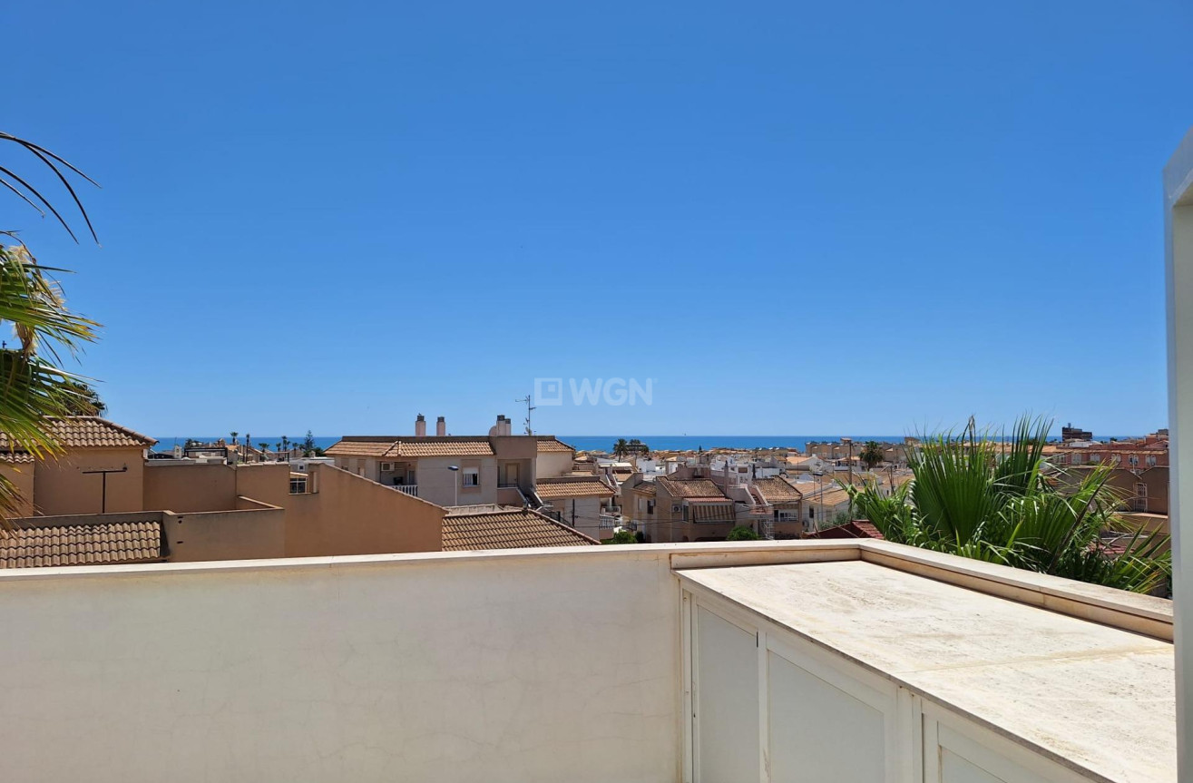 Odsprzedaż - Villa - Torrevieja - Los Frutales