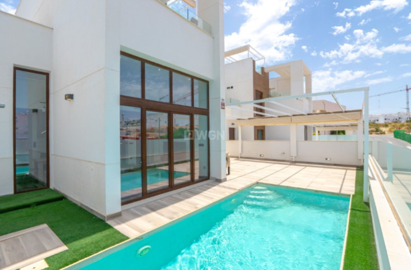 Odsprzedaż - Villa - Torrevieja - Costa Blanca