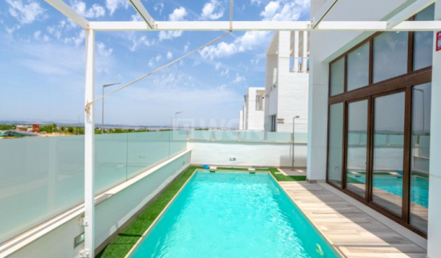 Odsprzedaż - Villa - Torrevieja - Costa Blanca