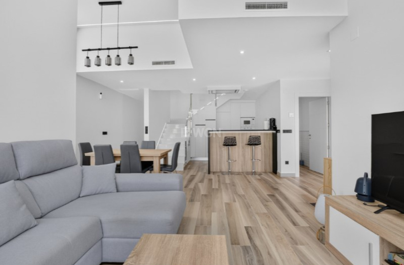 Odsprzedaż - Villa - Torrevieja - Costa Blanca
