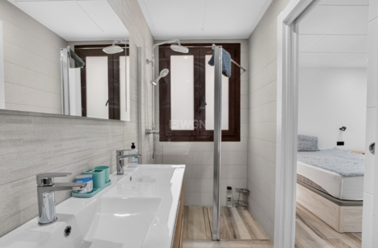 Odsprzedaż - Villa - Torrevieja - Costa Blanca