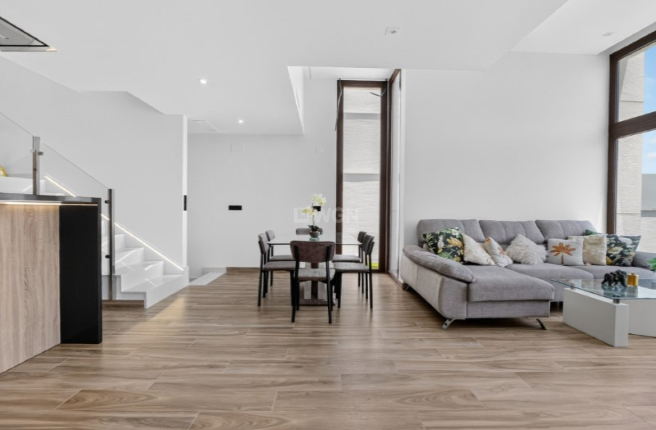 Odsprzedaż - Villa - Torrevieja - Costa Blanca