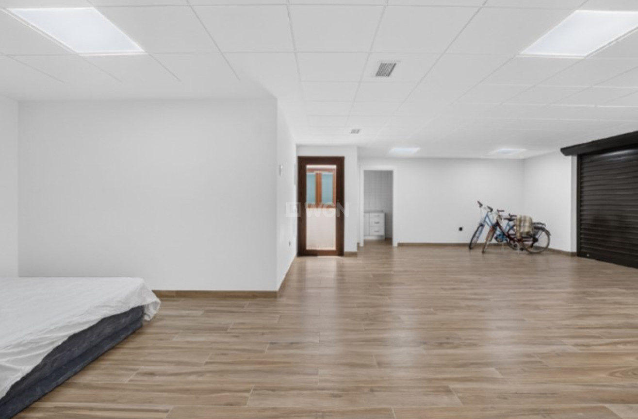 Odsprzedaż - Villa - Torrevieja - Costa Blanca