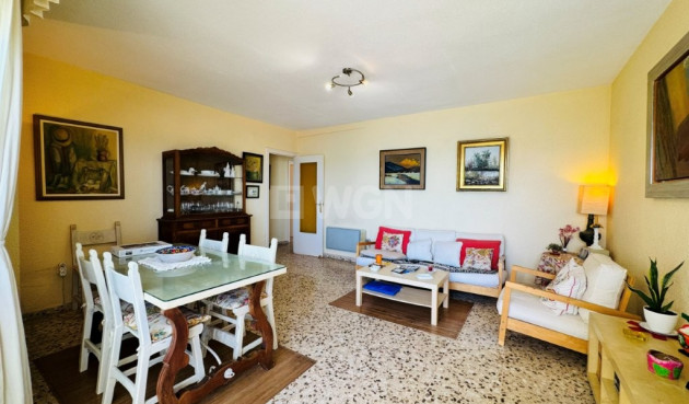 Odsprzedaż - Mieszkanie w bloku - La Mata - Costa Blanca