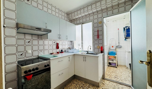 Odsprzedaż - Mieszkanie w bloku - La Mata - Costa Blanca