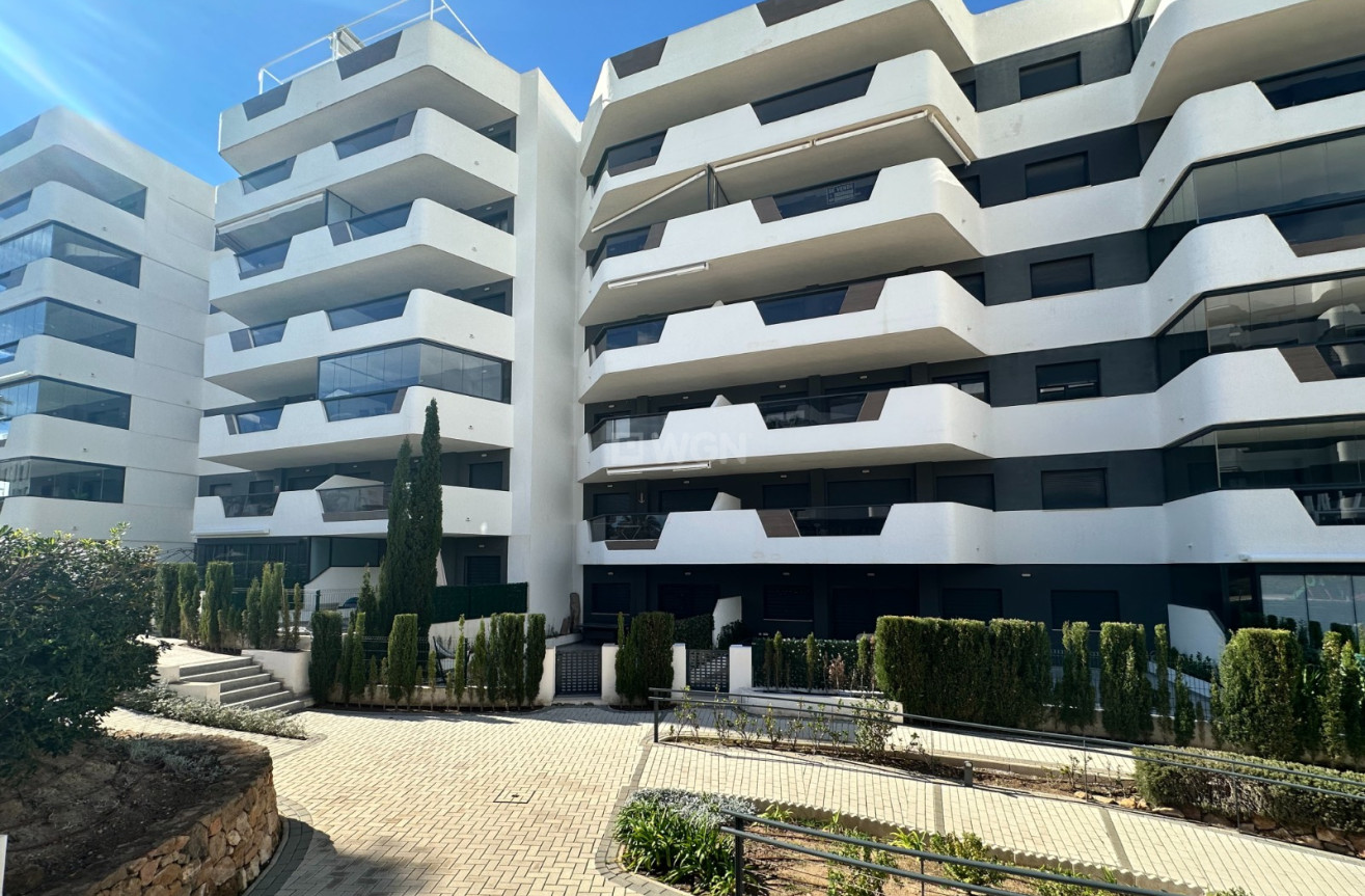 Odsprzedaż - Mieszkanie w bloku - Santa Pola - Costa Blanca